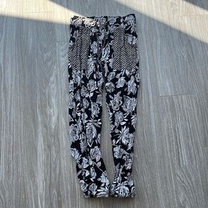 American Eagle Xxs pants
